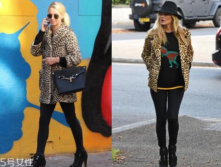 豹纹外套如何搭配？这样穿绝对时髦感爆棚