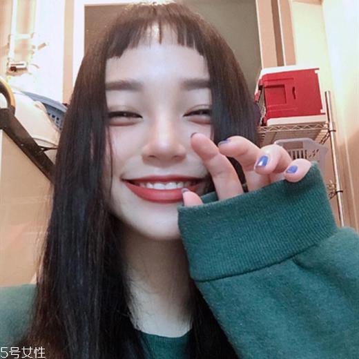 2022最流行的中长发型 2022最流行的发型之一