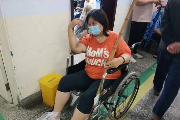 河南57岁阿姨冰柜漂浮1020分钟 暴雨要准备好什么