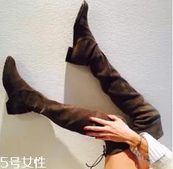 高跟长靴如何搭配？让你自带女王气场