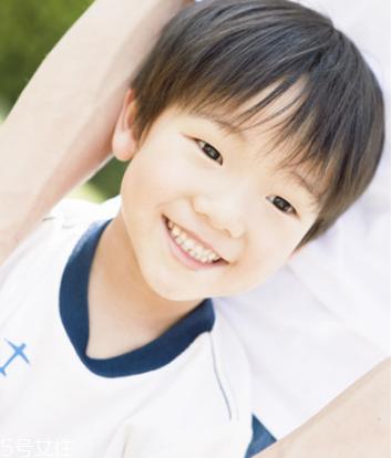 2022小男孩发型图片 2022小男孩发型短发潮流
