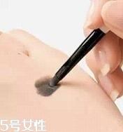 眼线笔画法 手把手教你基础眼线画法