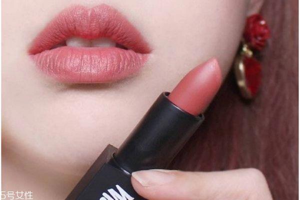 适合春天的少女粉色唇膏推荐 适合少女用的口红颜色