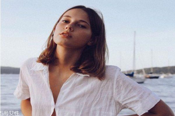 短发能烫什么发型 最美不过短烫发