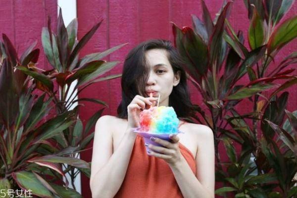 短发能烫什么发型 最美不过短烫发