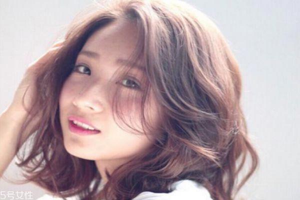 短发能烫什么发型 最美不过短烫发