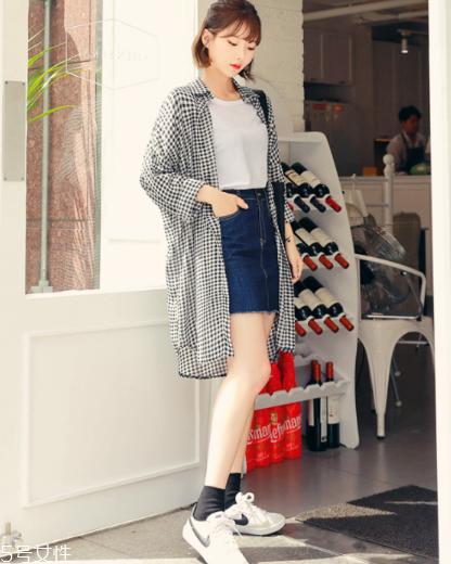 衬衫和t恤衫怎么搭配？衬衫和t恤衫搭配图片