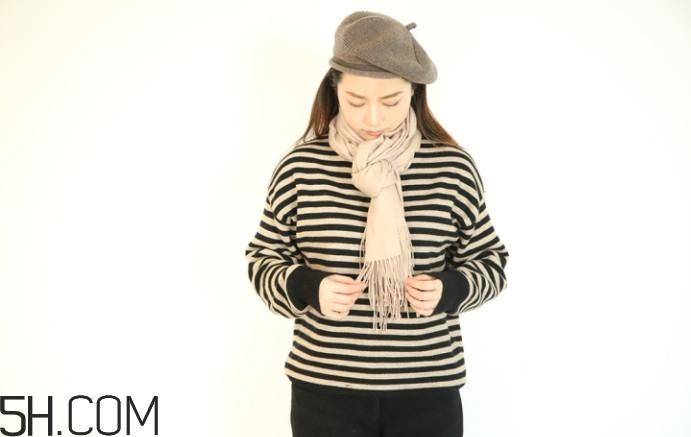 围巾怎么围好看图解 让你温暖整个冬季