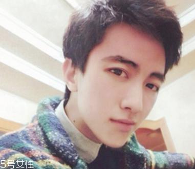 2022短发飞机头发型男 男生短发发型飞机头