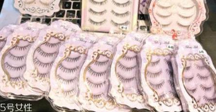 假睫毛怎么佩戴 3种方法以假乱真