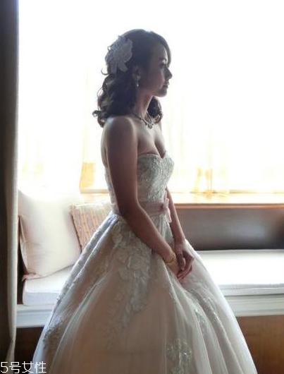 新娘发型2018最新图片 6款热门新娘发型推荐