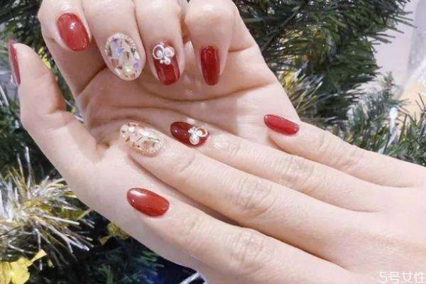 2020春节开运美甲图片推荐 过年美甲样式