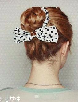 丸子头的扎法图解 美到炸的丸子头扎法