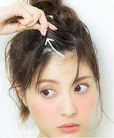 丸子头的扎法图解 美到炸的丸子头扎法