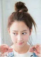 丸子头的扎法图解 美到炸的丸子头扎法