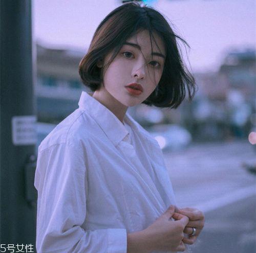 2022最流行的短发发型女图片 2022年春夏流行发型推荐