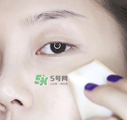 烟熏妆怎么画？烟熏妆的画法步骤图解