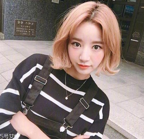 2022年最流行什么发型女 好看又显气质