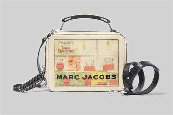 marc jacobs史努比相机包多少钱 马克雅可布史努比联名