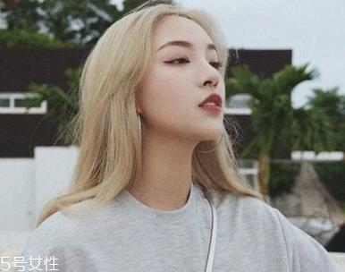 2022年最流行显白发色 2022头发颜色大全图片