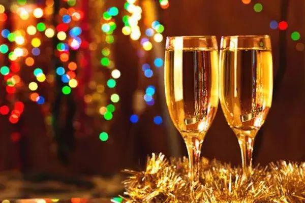 参与劝酒可能构成共同犯罪 劝酒是违法行为吗