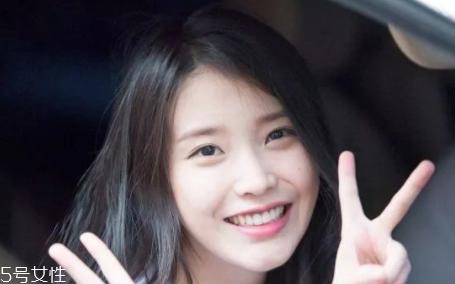 2022年最流行的染发色 2022显白洋气的发色