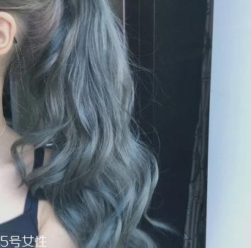 2022年最流行的染发色 2022显白洋气的发色