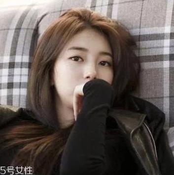 2022年最流行的染发色 2022显白洋气的发色