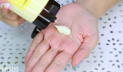 干性肌肤适合什么按摩膏 这么挑提高肌肤锁水力