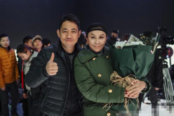 军大衣怎么辨别真假 军大衣什么品牌好