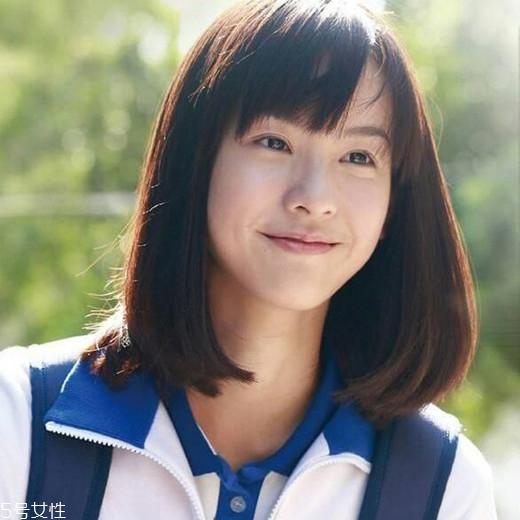 齐肩发怎么烫好看？女生发型设计与脸形搭配