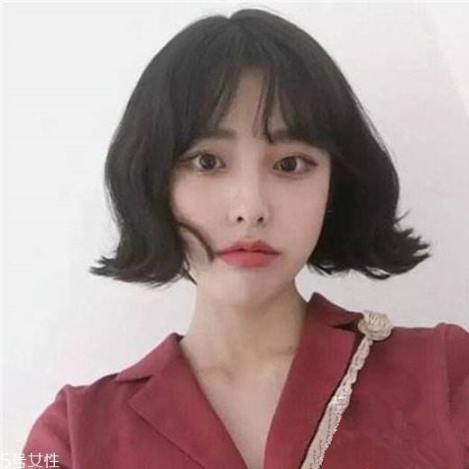 齐肩发怎么烫好看？女生发型设计与脸形搭配
