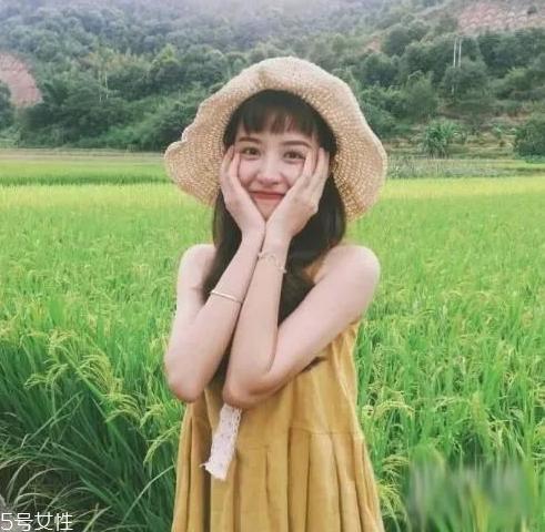 今年流行什么刘海2022 2022女生刘海发型图片