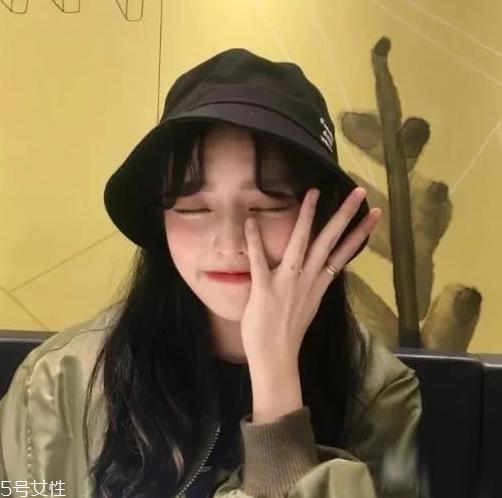 今年流行什么刘海2022 2022女生刘海发型图片