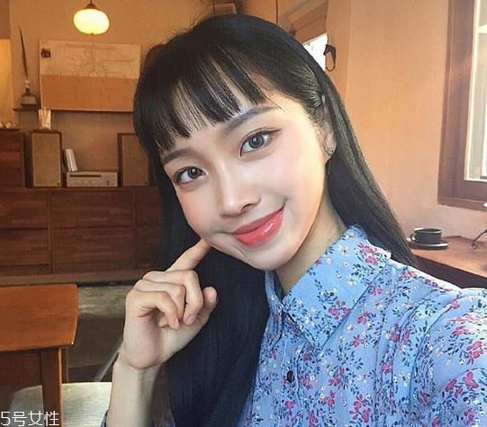 今年流行什么刘海2022 2022女生刘海发型图片
