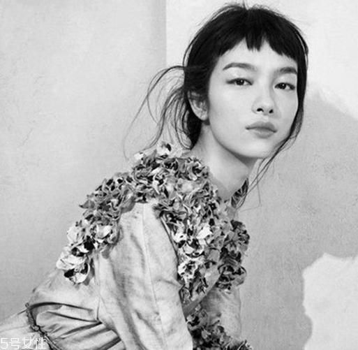 今年流行什么刘海2022 2022女生刘海发型图片