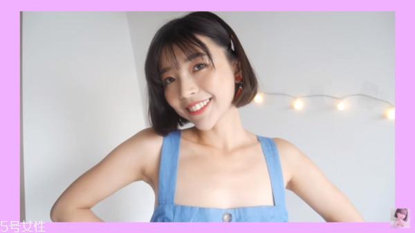 自拍姿势怎么摆好看 10招一秒成为网美不是梦