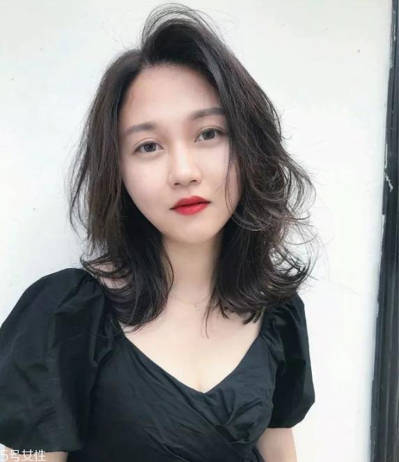 黑茶色需要漂染吗 黑茶色头发发型图