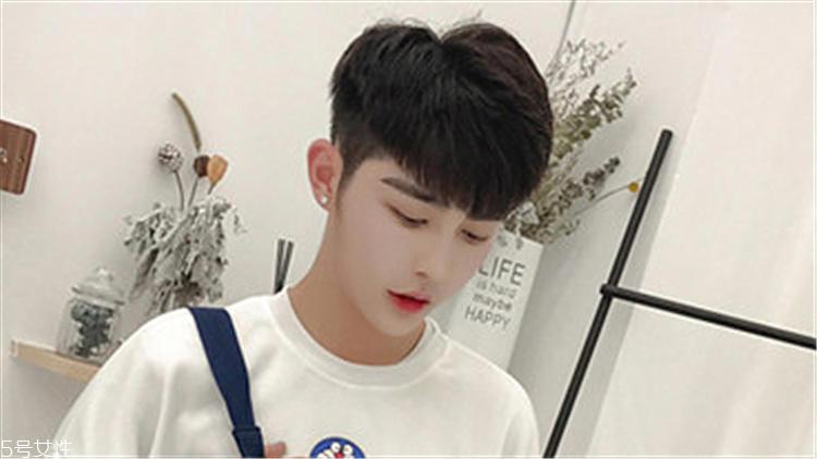 韩国男士2018逗号发型 逗号头帅度破表韩星top6