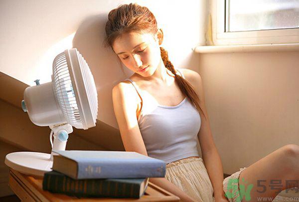 李小宅多大?怎么出名的 李小宅个人资料曝光