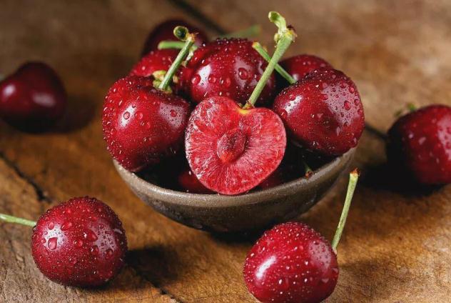 樱桃的作用和功效 吃樱桃的好处是什么