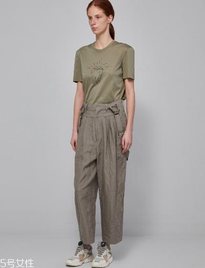 腿短的人适合穿什么裤子 瞬间利落有型