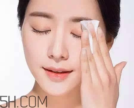 佰草集新七白美白柔肤水怎么样_好用吗