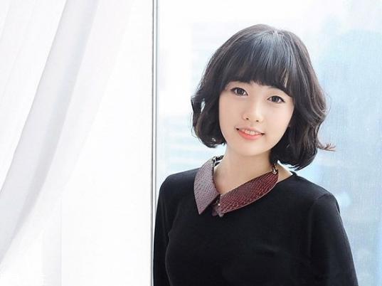 齐刘海怎么弄好看 2022年最流行的齐刘海