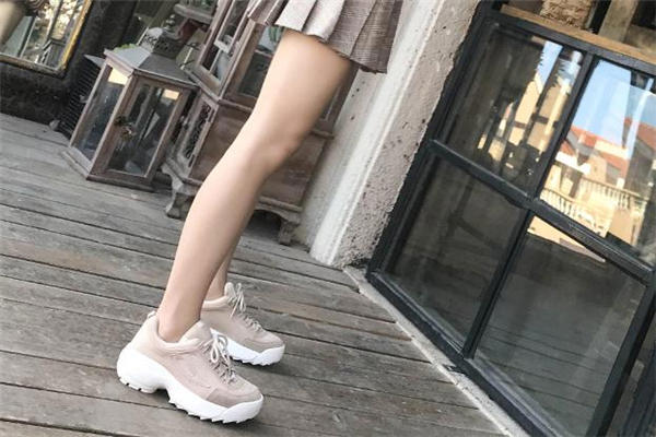 内增高鞋的危害 不要长期穿