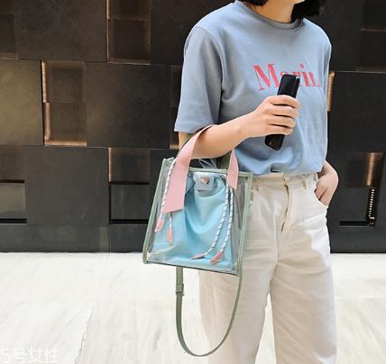 塑料透明包包什么款式好看？透明塑料包款式推荐