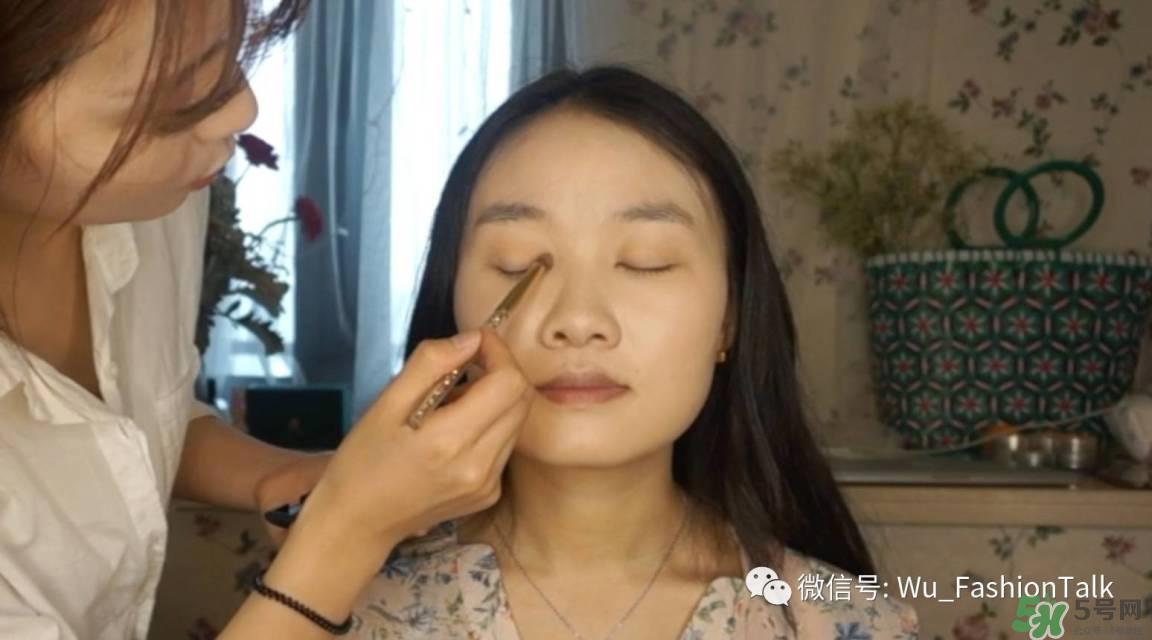 上班化妆步骤图解 上班妆容化法步骤图解