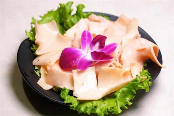 黄喉是什么动物身上的 黄喉是什么部位