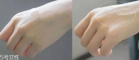 夏天用什么护肤品补水 适合夏天的水乳推荐