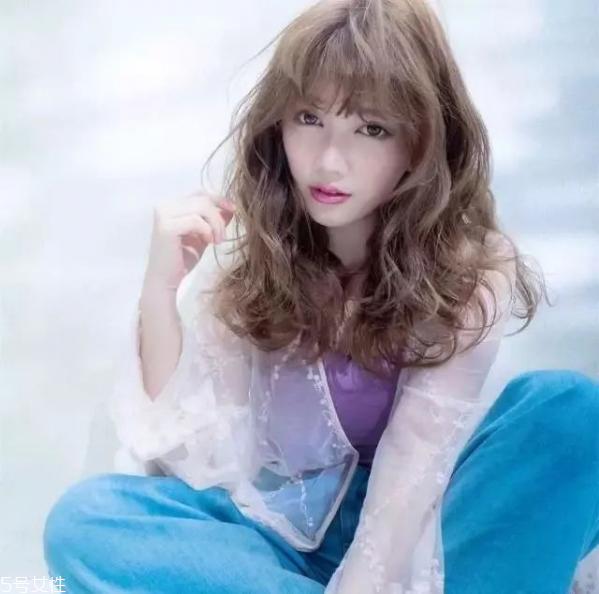 泡面头适合什么脸型 2022泡面头发型图片